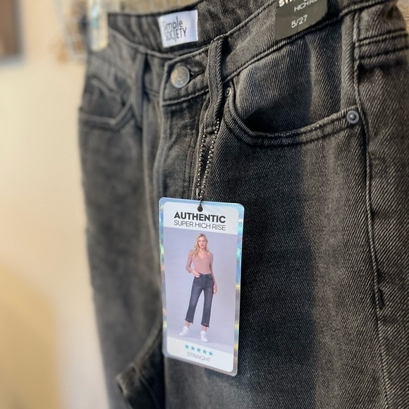 NWT SIMPLE SOCIETY Distressed Black Super High Rise Straight Jean - Picture 5 of 8